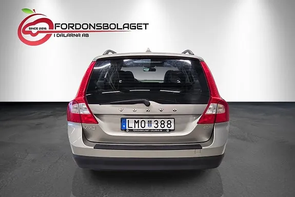 Volvo V70 2010 photo 5