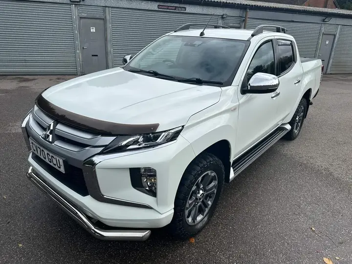 Mitsubishi L200