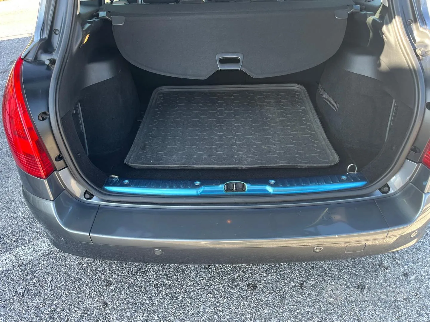 Peugeot 308 2010 photo 5
