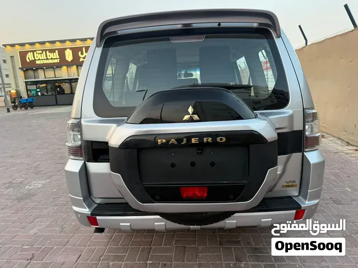 Mitsubishi Pajero 2022 photo 2