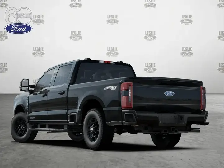 Ford F250 2024 photo 2