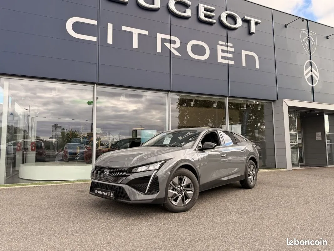 Peugeot 408