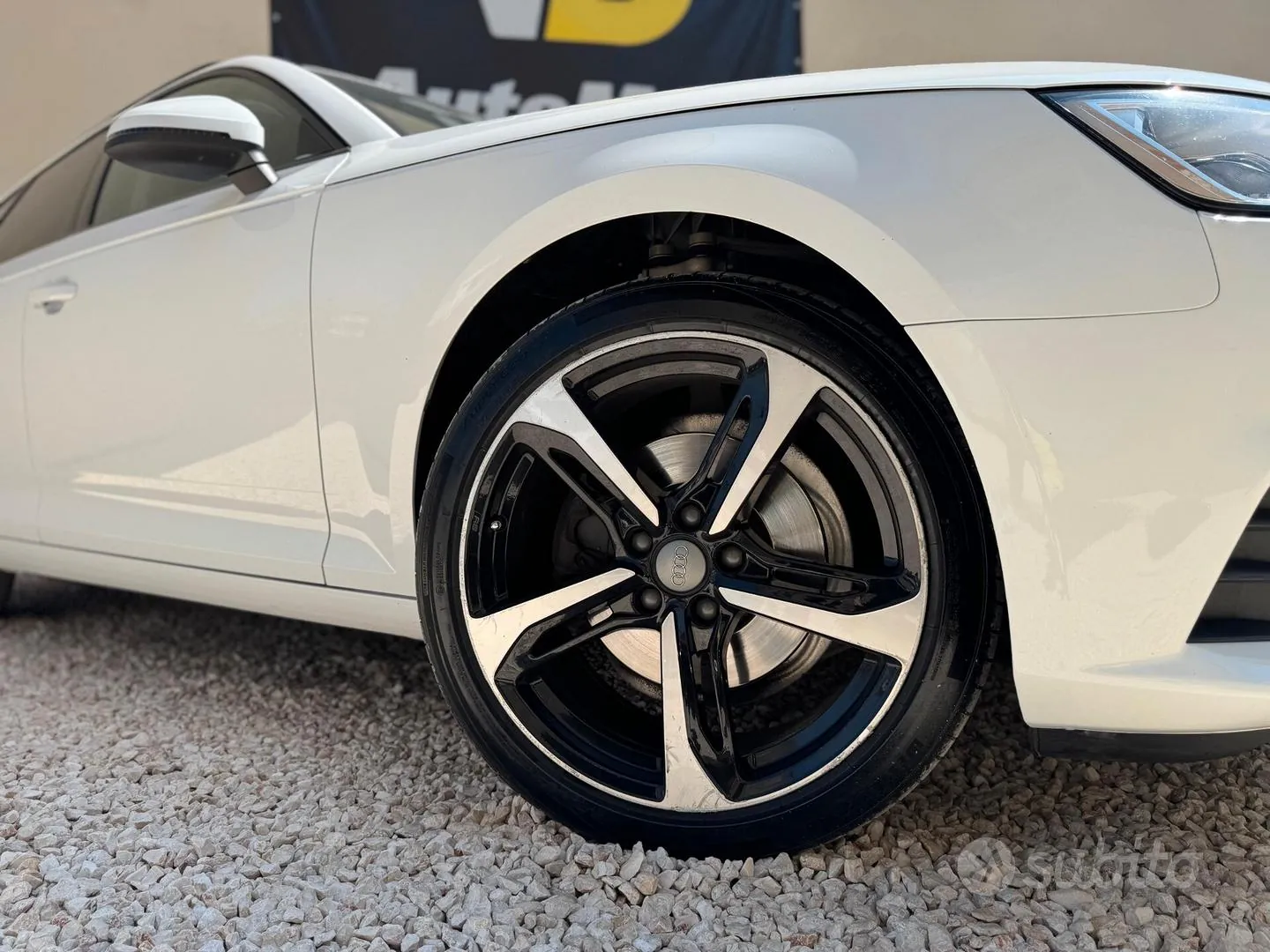 Audi A4 2017 photo 3