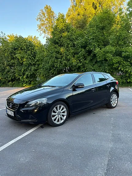 Volvo V40