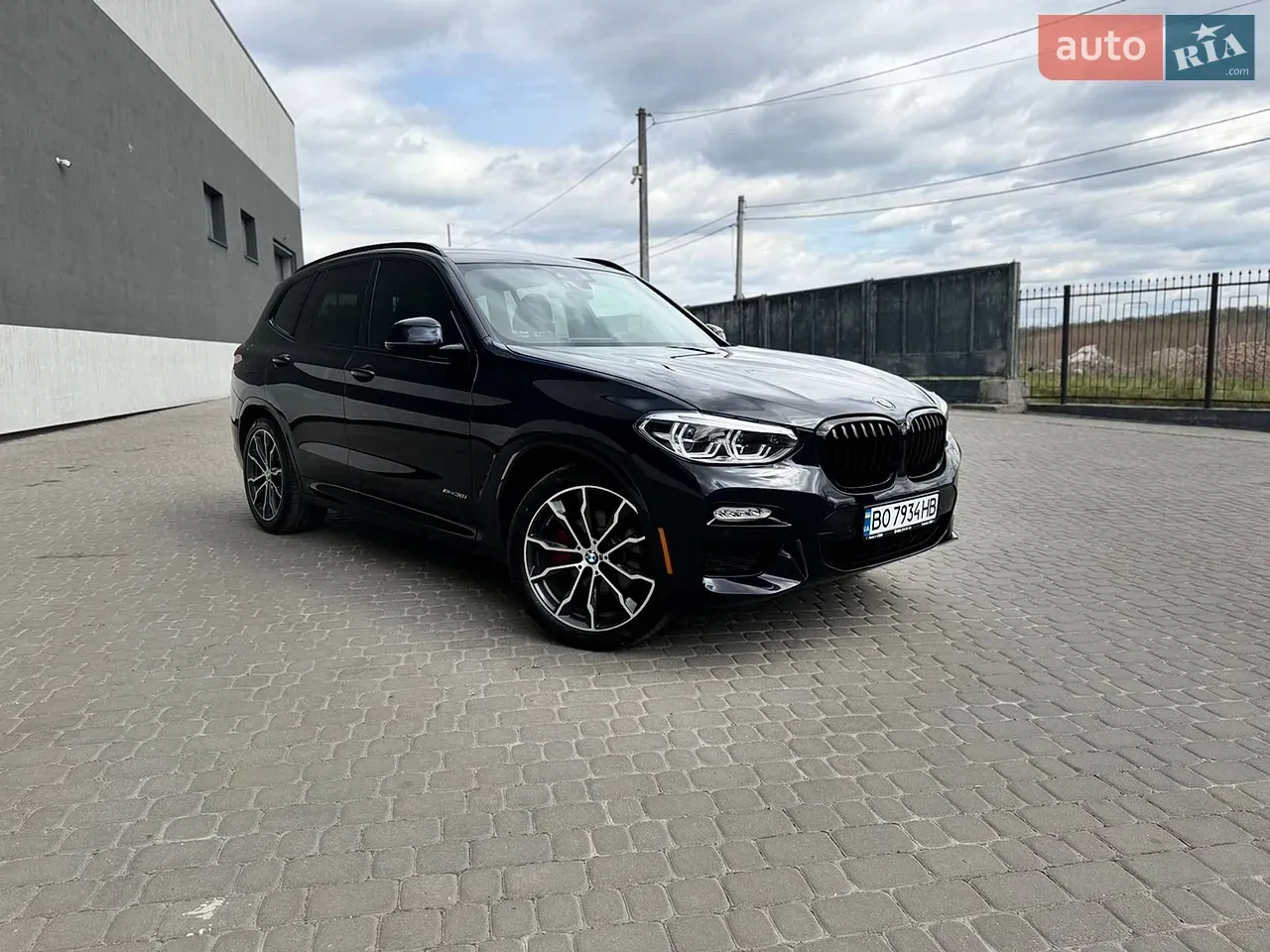 BMW X3 2018 photo 2