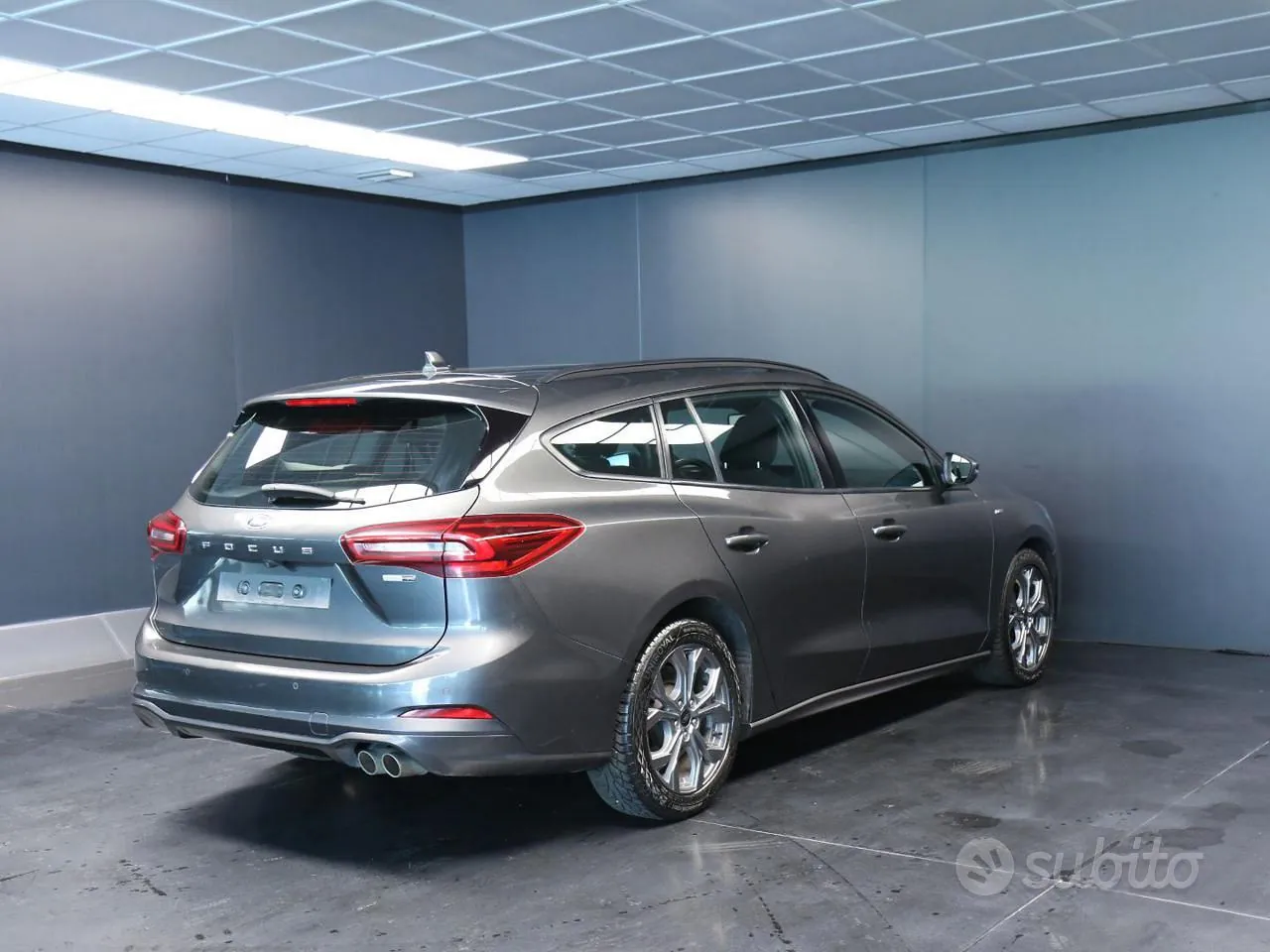 Ford Focus 2023 photo 3
