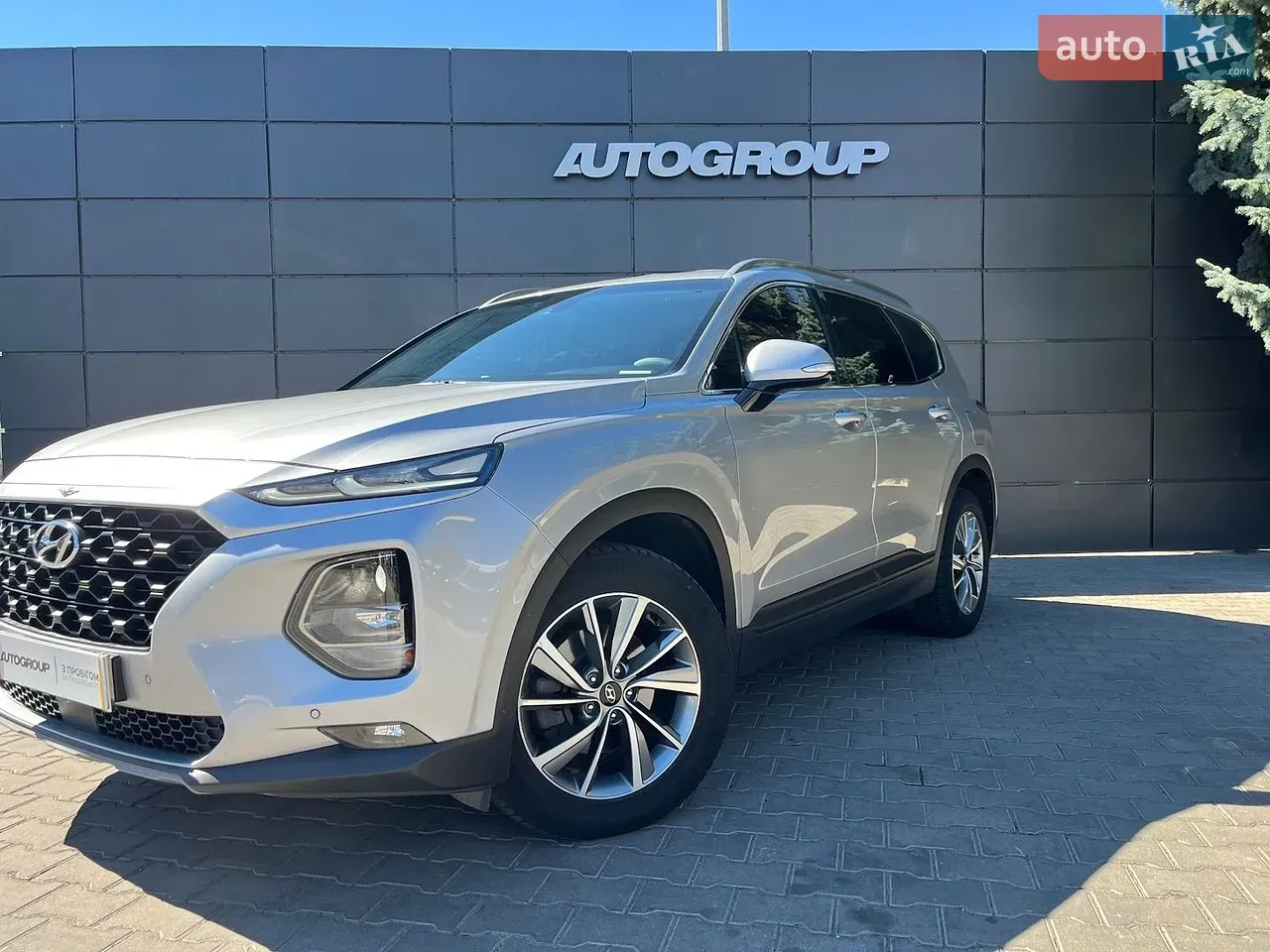 Hyundai Santa Fe 2019 photo 3