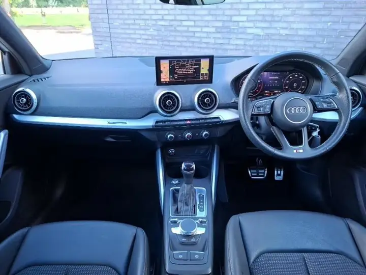 Audi Q2 2023 photo 3