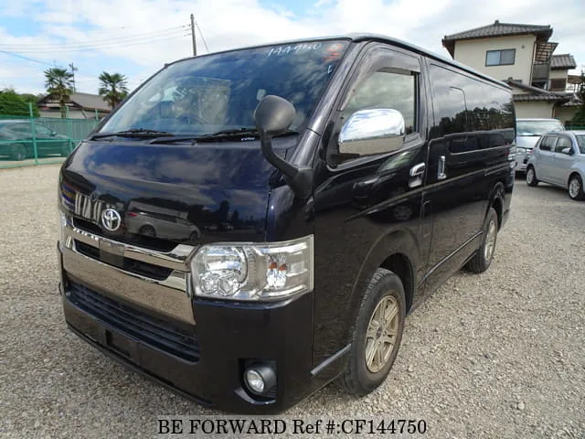 Toyota Regiusace Van