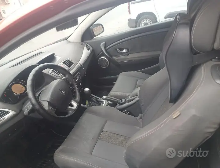 Renault Megane 2010 photo 5