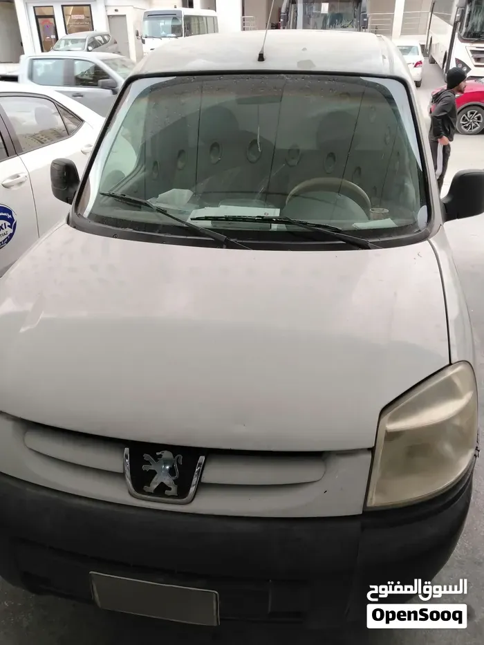 Peugeot Partner 2008 photo 3