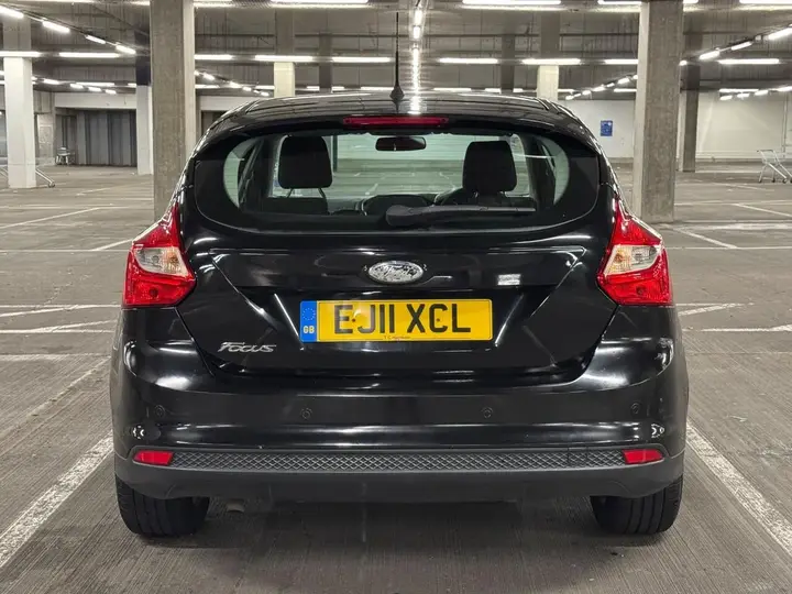 Ford Focus 2011 photo 4