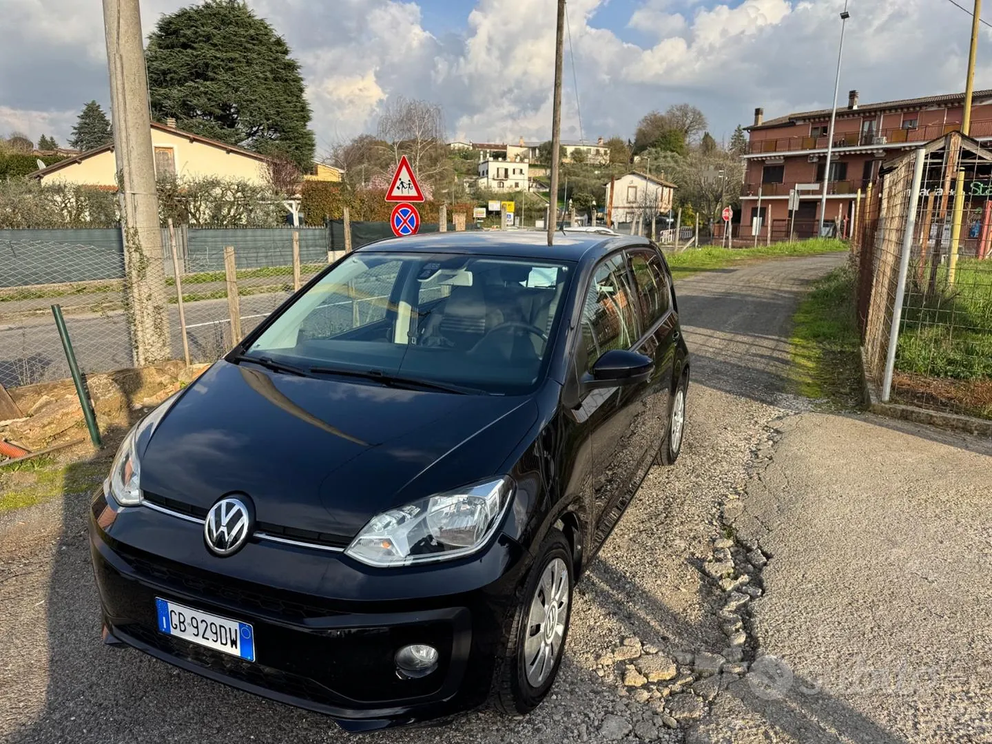 Volkswagen Up