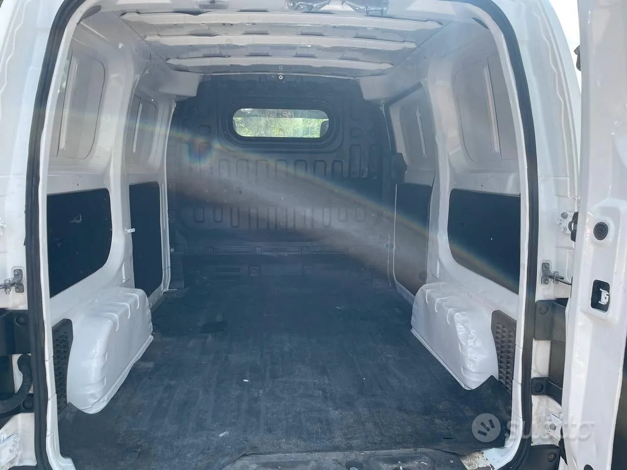 Nissan Nv200 2011 photo 5