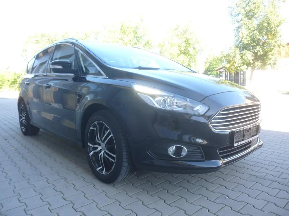 Ford S-Max