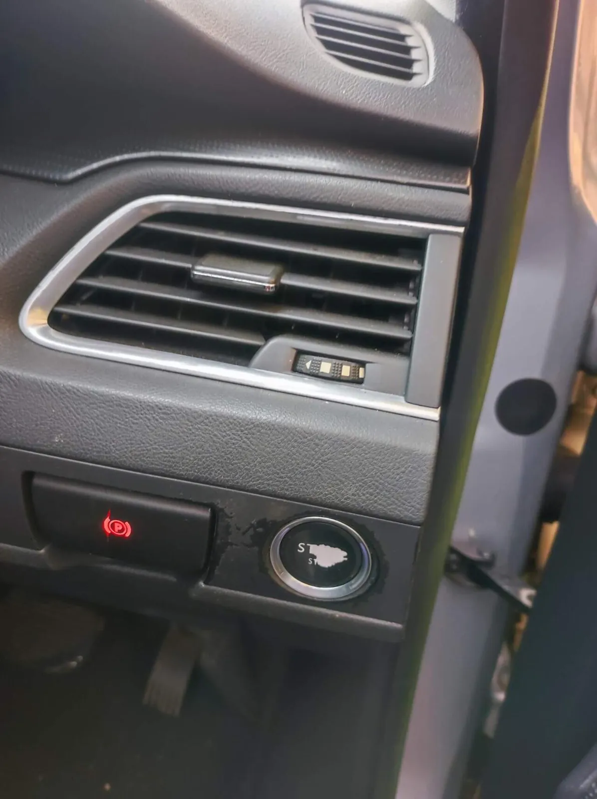 Peugeot 508 2012 photo 4