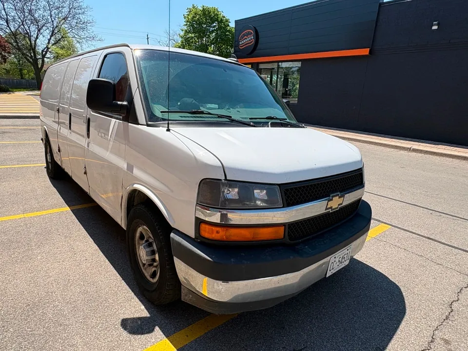 Chevrolet Express 2017 photo 3