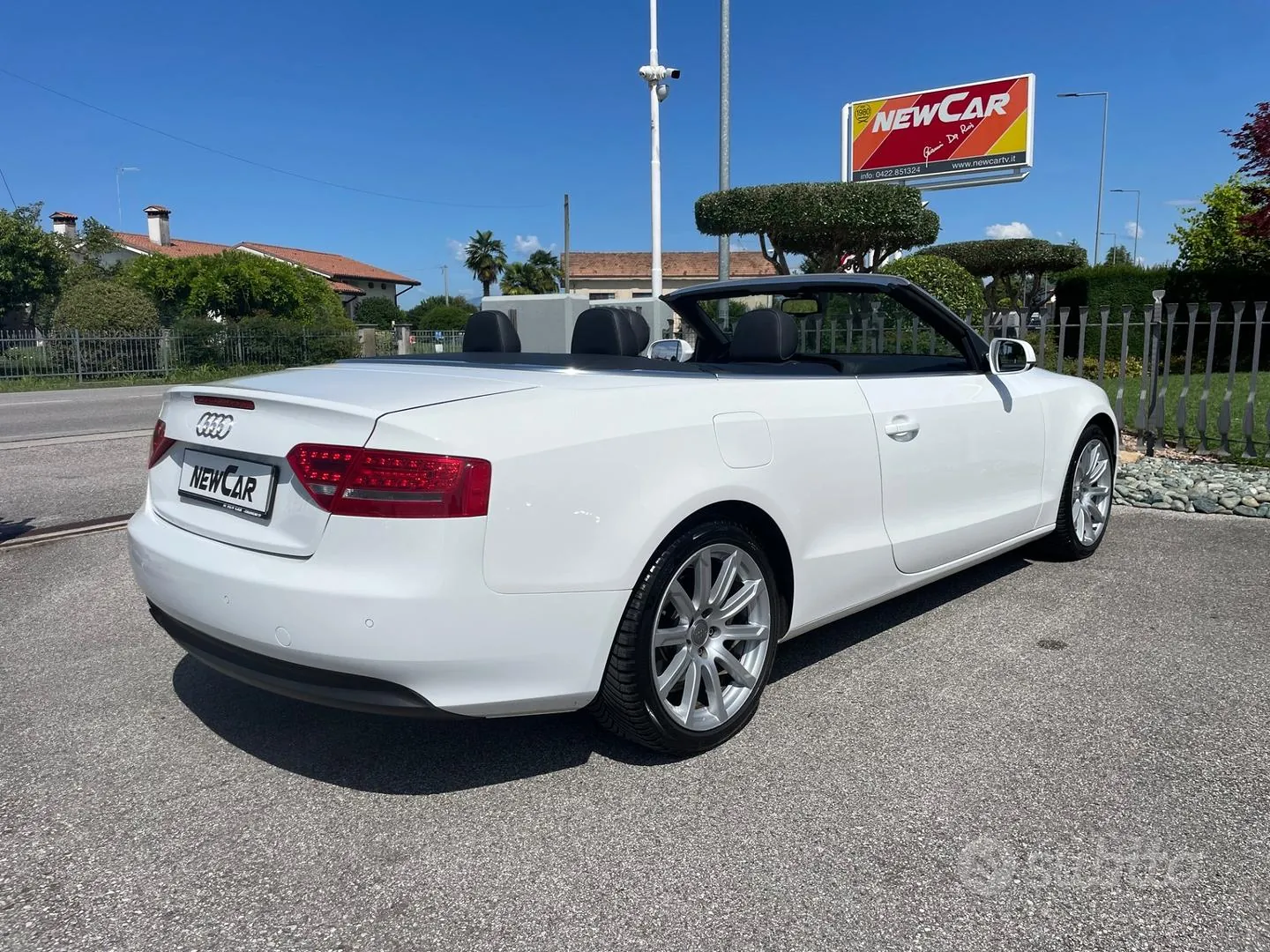 Audi A5 Cabrio 2011 photo 4