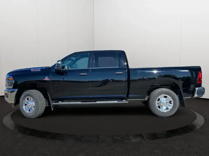 Ram 3500 2026 photo 2