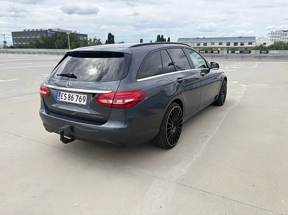 Mercedes-Benz C220 2015 photo 3