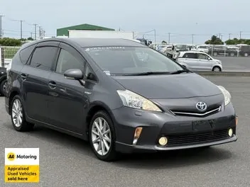 Toyota Prius 2013 photo 2