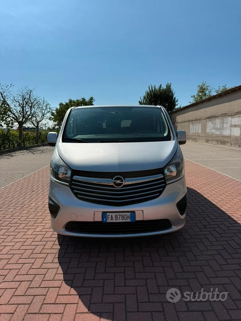 Opel Vivaro 2015 photo 3