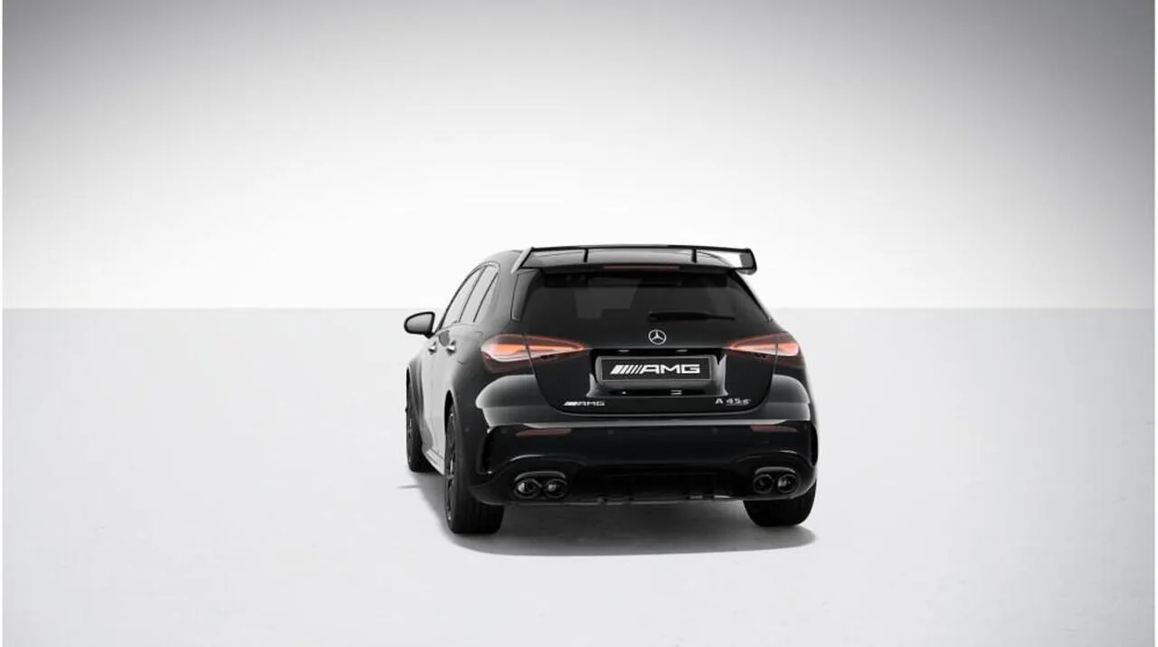 Mercedes-Benz A-Class photo 4
