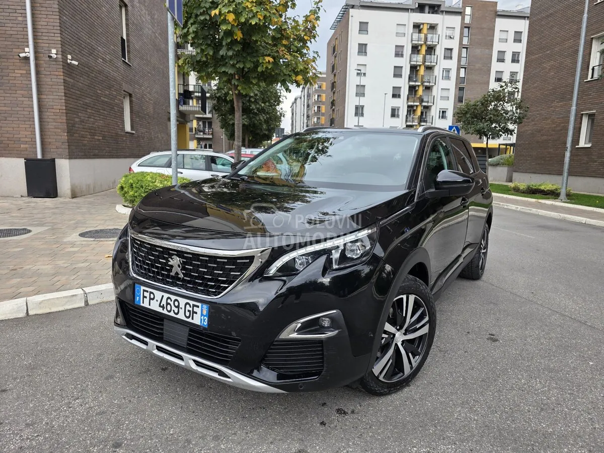 Peugeot 5008 2020 photo 4