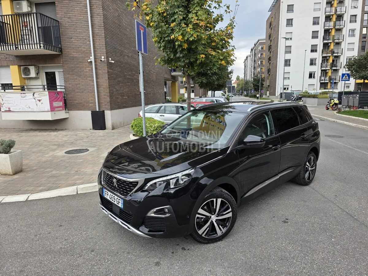 Peugeot 5008 2020 photo 3