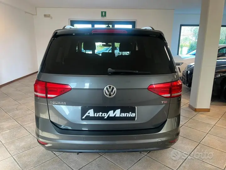 Volkswagen Touran 2017 photo 4