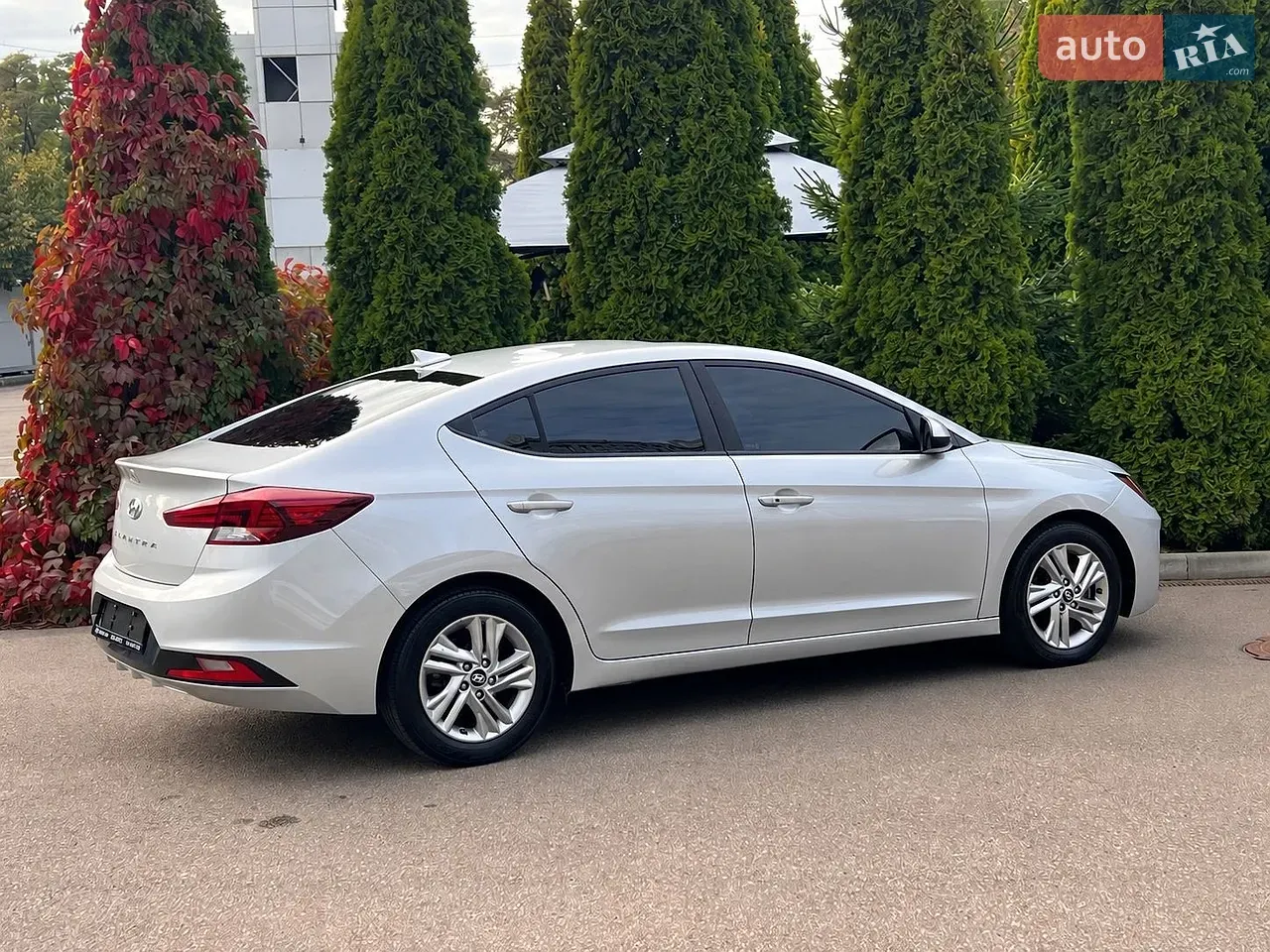 Hyundai Elantra 2019 photo 4