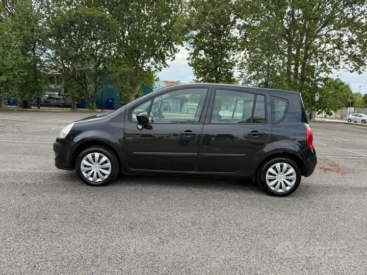 Renault Modus 2012 photo 4