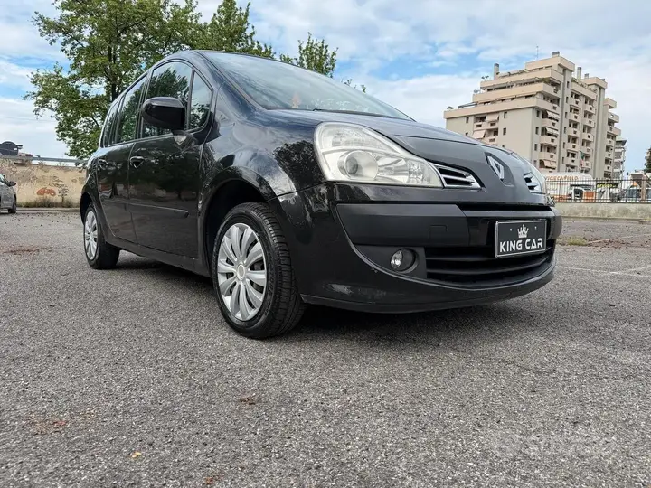 Renault Modus 2012 photo 2