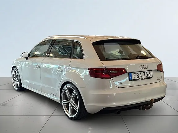 Audi A3 2015 photo 5