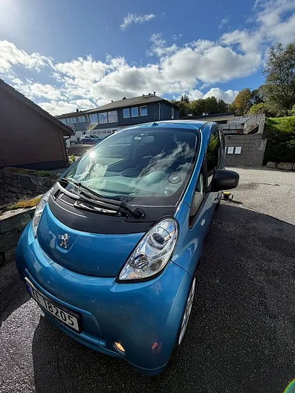 Peugeot Ion