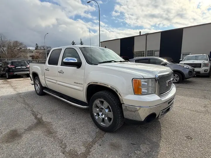 GMC Sierra 1500 2013 photo 2