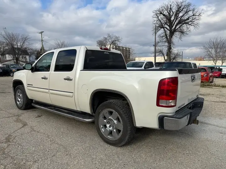 GMC Sierra 1500 2013 photo 3