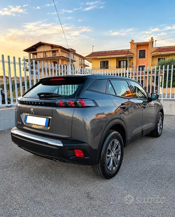 Peugeot 2008 2023 photo 4