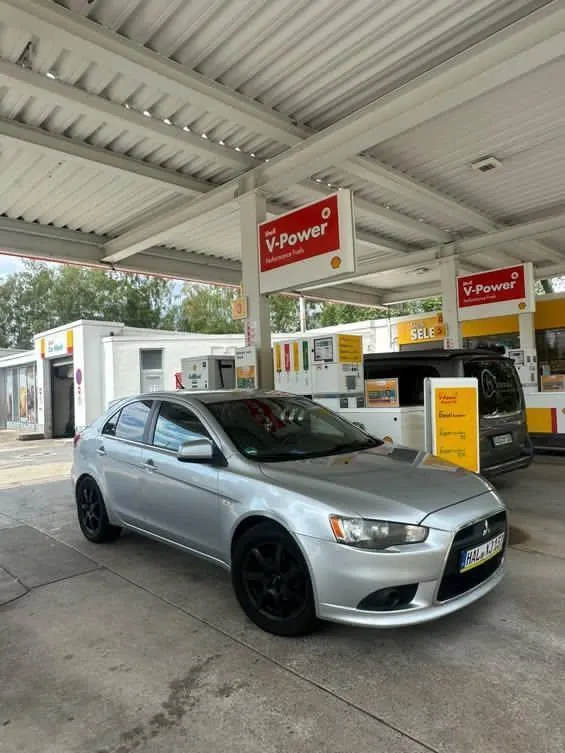 Mitsubishi Lancer X