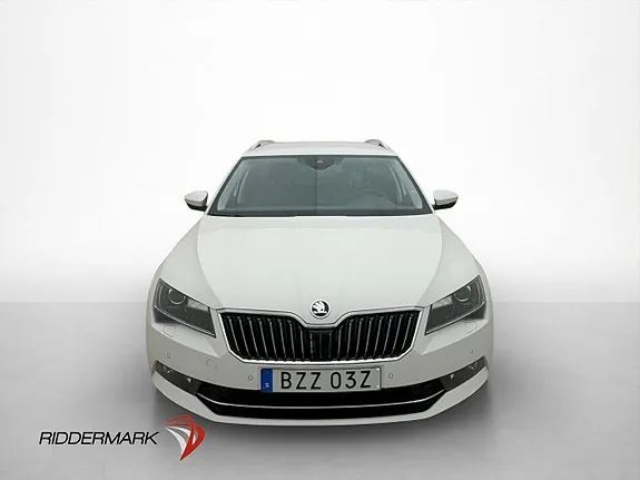 Skoda Superb 2019 photo 3