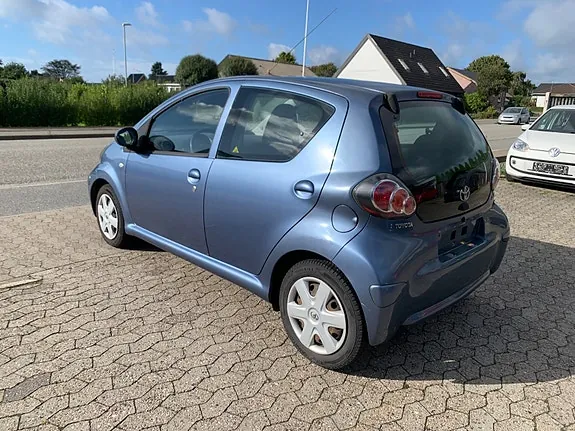 Toyota Aygo 2009 photo 4