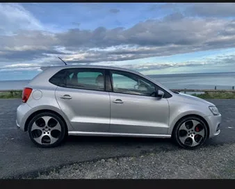 Volkswagen Polo 2013 photo 2