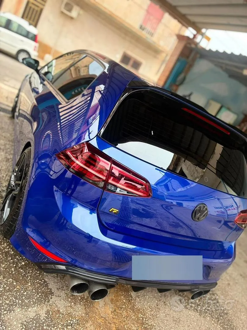Volkswagen Golf 2023 photo 2