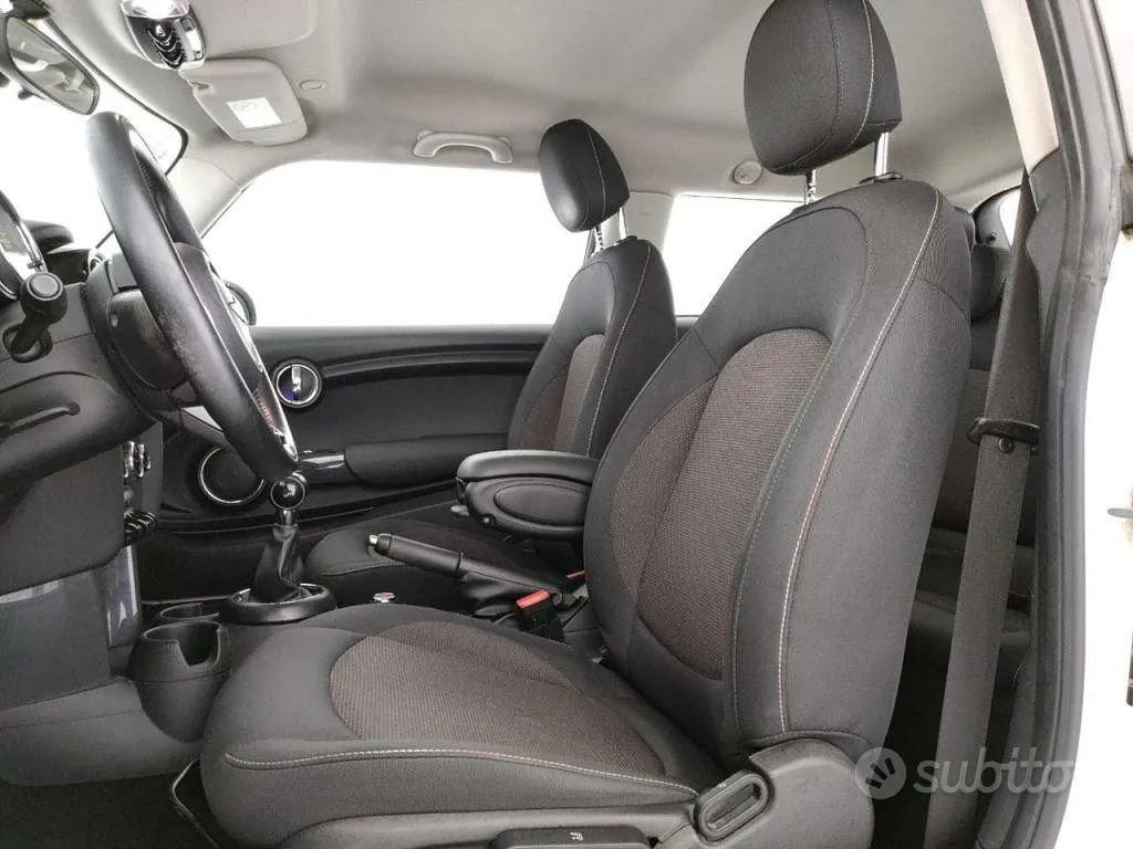 Mini One 2017 photo 5