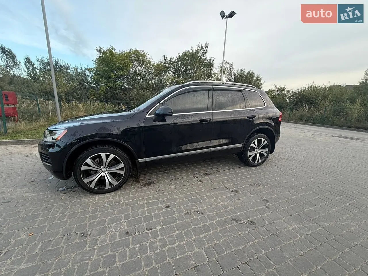 Volkswagen Touareg 2011 photo 2