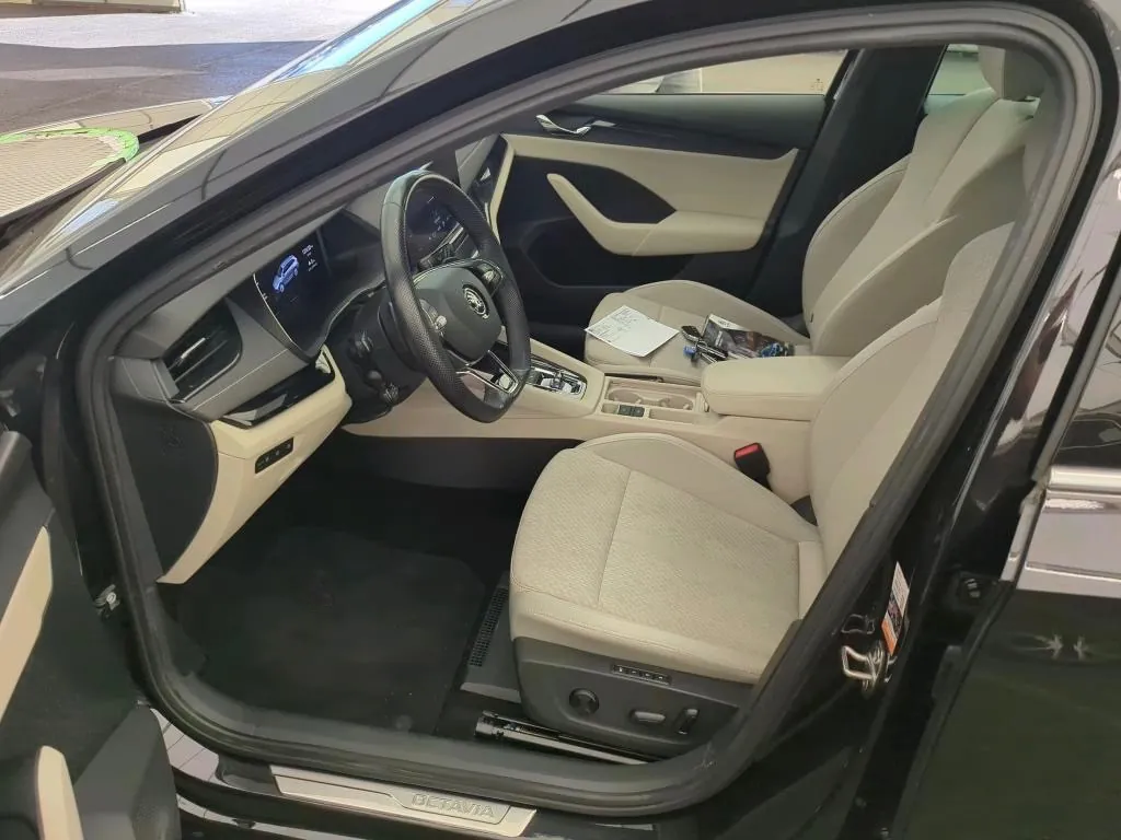 Skoda Octavia 2022 photo 3