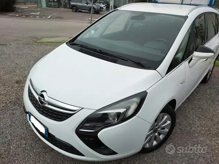 Opel Zafira Tourer 2012 photo 4