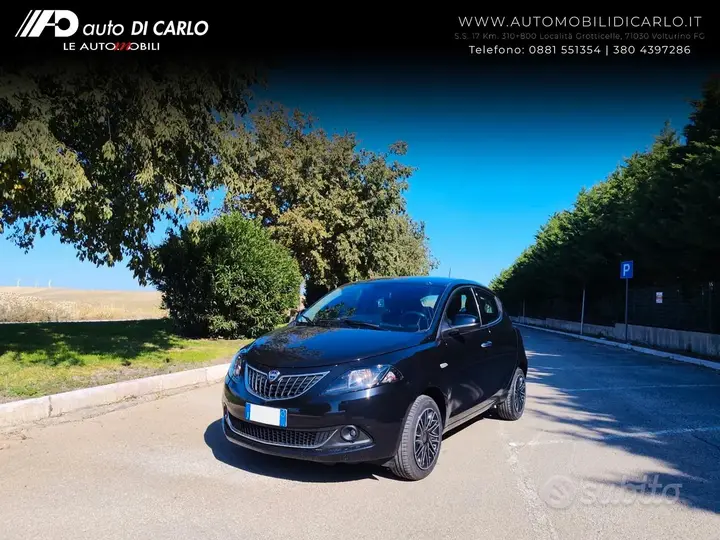Lancia Ypsilon