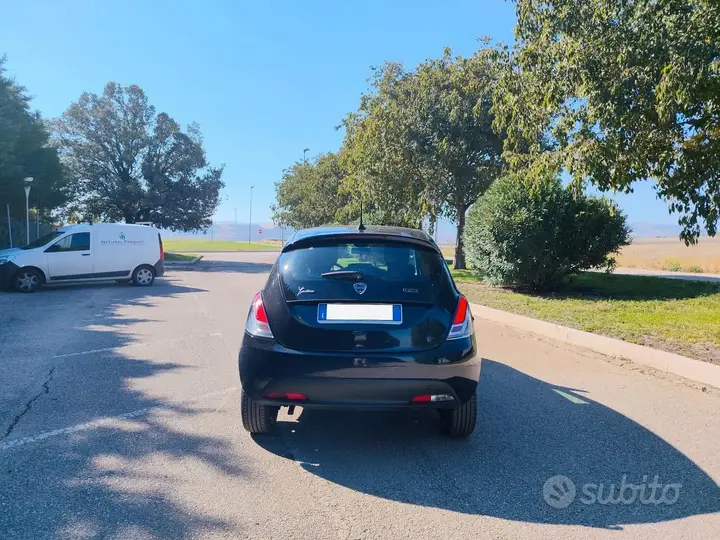 Lancia Ypsilon 2023 photo 5
