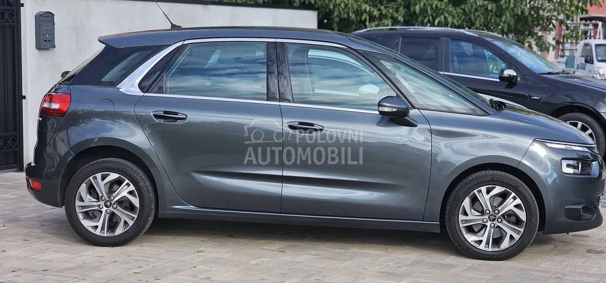 Citroen C4 Picasso 2015 photo 4